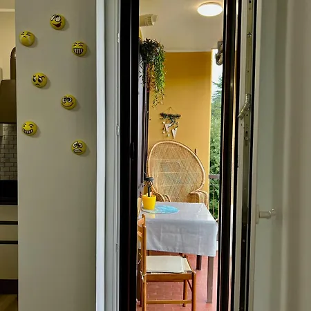 The Birdsong Between Two Lakes Lejlighed Nebbiuno