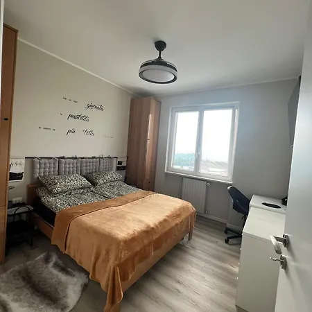 The Birdsong Between Two Lakes Lejlighed