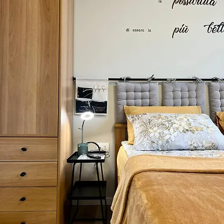 The Birdsong Between Two Lakes Lejlighed