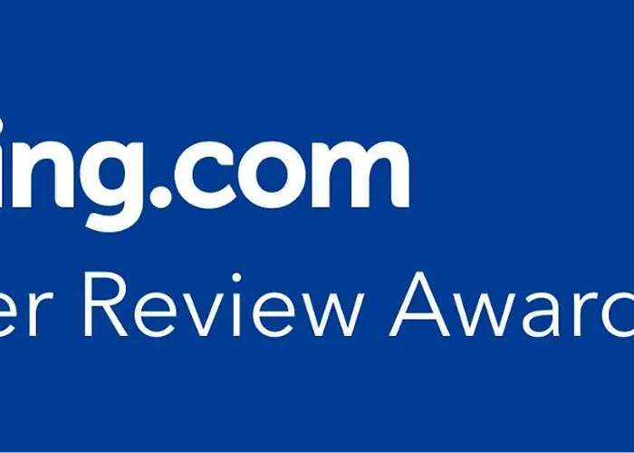 The Birdsong Between Two Lakes * Nebbiuno